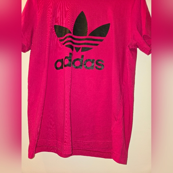 Adidas Pink T-Shirt with Black Logo - Picture 2 of 5